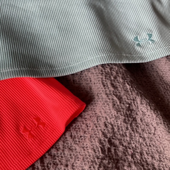 Under Armour Heatgear Tank Tops - Picture 4 of 8